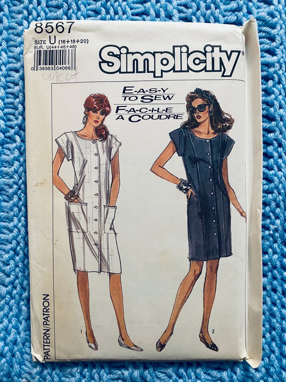 Simplicity Sewing pattern 8567 Shirt dress pockets